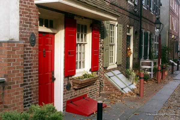 The beautiful houses along Elfreth's Alley in Philadelphia, Pennsylvania. 