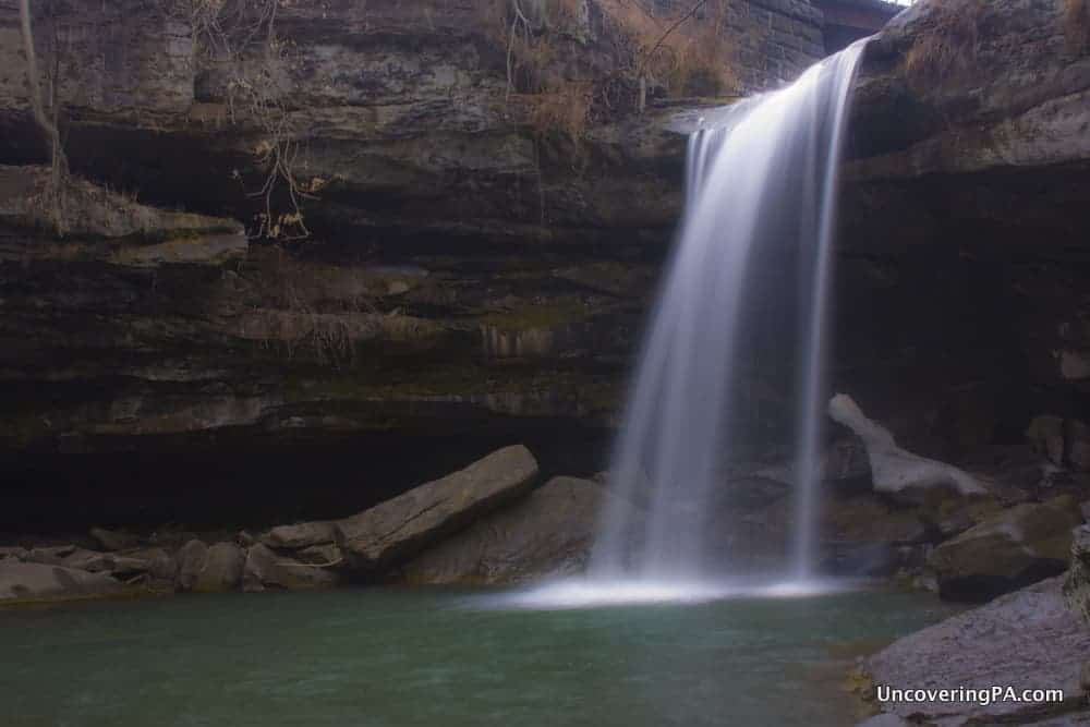 Vandfald nær Pittsburgh, Pennsylvania: Buttermilk Falls