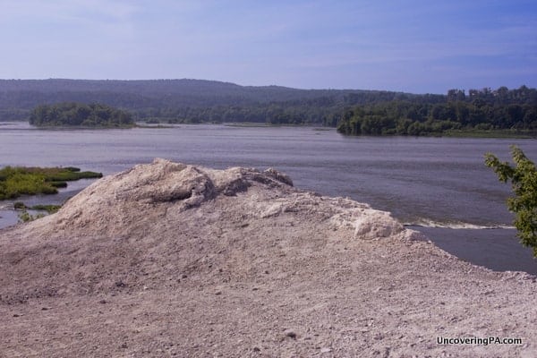 The White Cliffs of Conoy overlooking the Susquehanna River in Lancaster County, Pennsylvania.