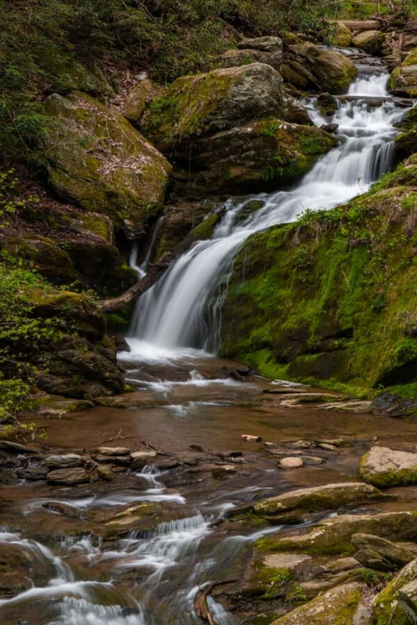 How to Get to Mill Creek Falls and Lock 12 in York County - Uncovering PA