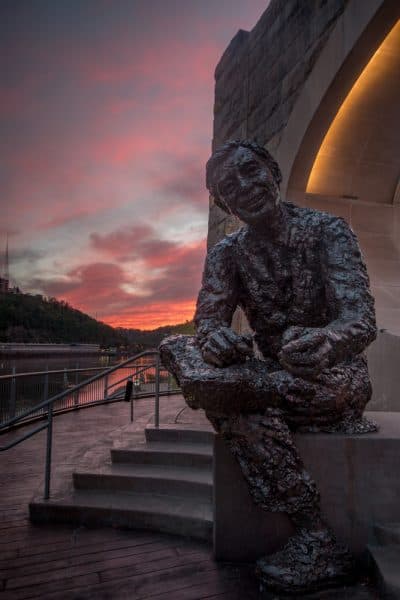 Sunset spots in Pittsburgh: Mr. Rogers Statue