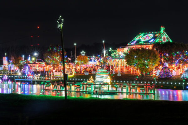 The view approaching Koziar's Christmas Village near Reading PA