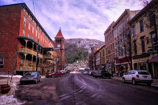 Things to do in Pennsylvania in December - Olde Time Christmas in Jim Thorpe