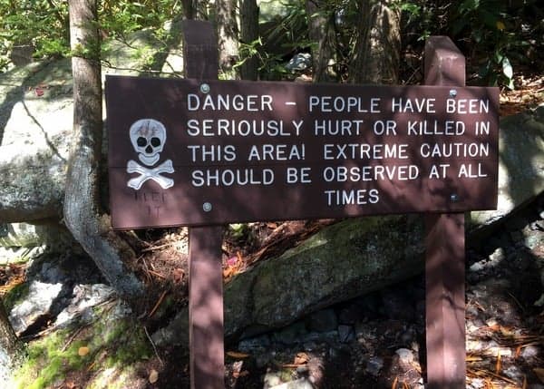 Warning sign at Glen Onoko Falls.