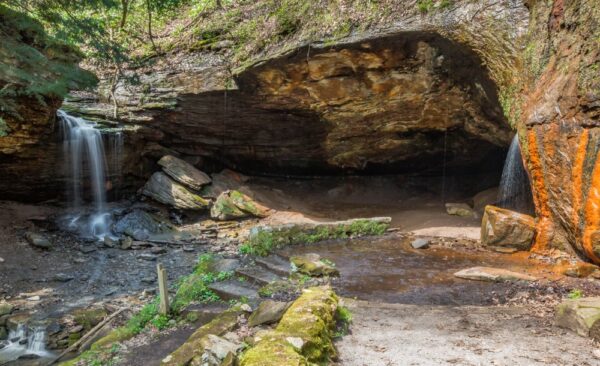 Hiking to Frankfort Mineral Springs Falls in Raccoon Creek State Park.