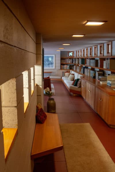 Living room in Frank Lloyd Wright's Lindholm House