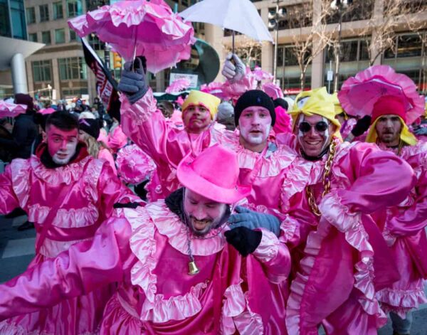 Guide to the Mummers Parade: 2nd Street Strut