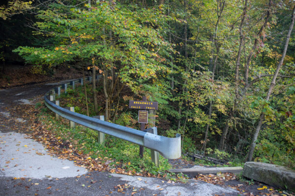 The trailhead for the Breakneck Falls Trail next to Eckert Bridge in McConnells Mill State Park