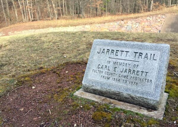 Jarrett Trail trailhead