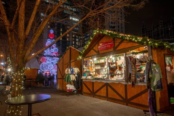 Christmas Light in Pittsburgh can be seen at Market Square's Christmas Market