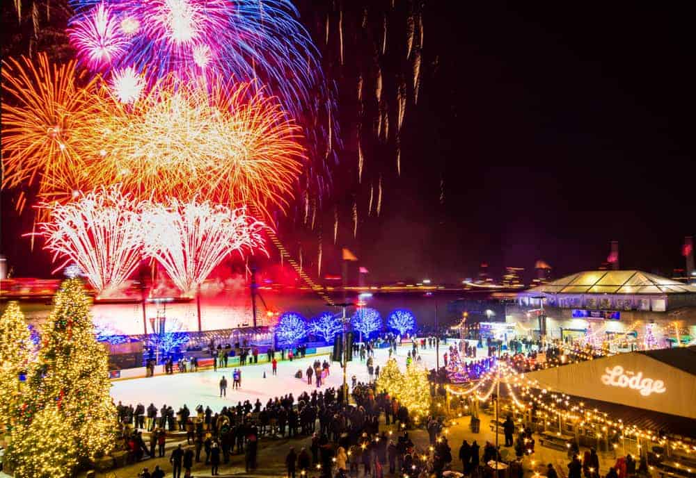 New Year's Eve fireworks in Philly over Penn's Landing
