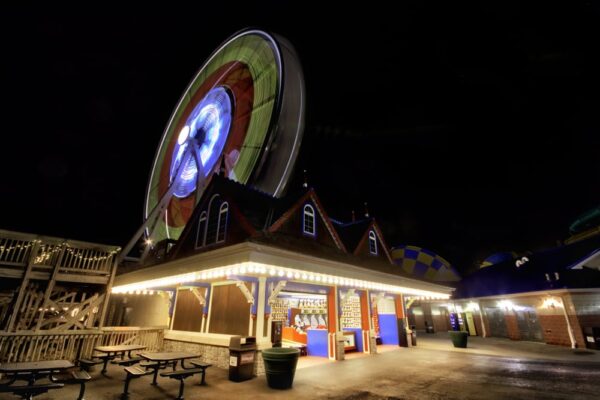 Hersheypark Ferris wheel during Christmas