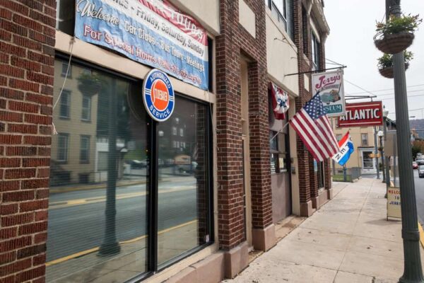 The exterior of Jerry's Classic Cars and Collectables Museum in Pottsville, PA