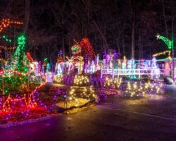 15 Festive Places to See Christmas Lights in PA in 2022