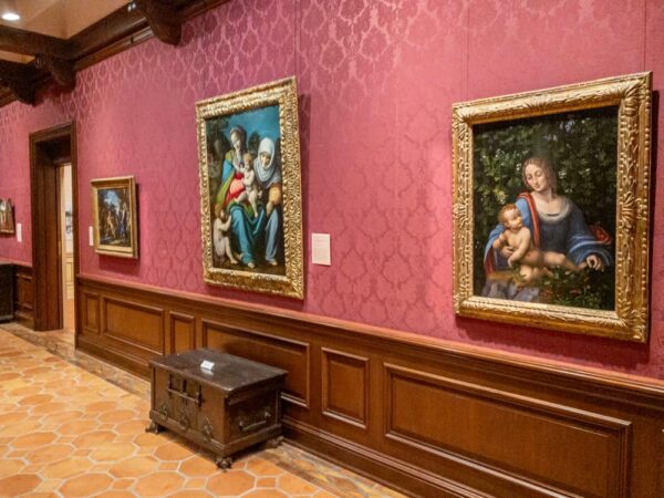 The art gallery in the Frick Museum in Pittsburgh, PA