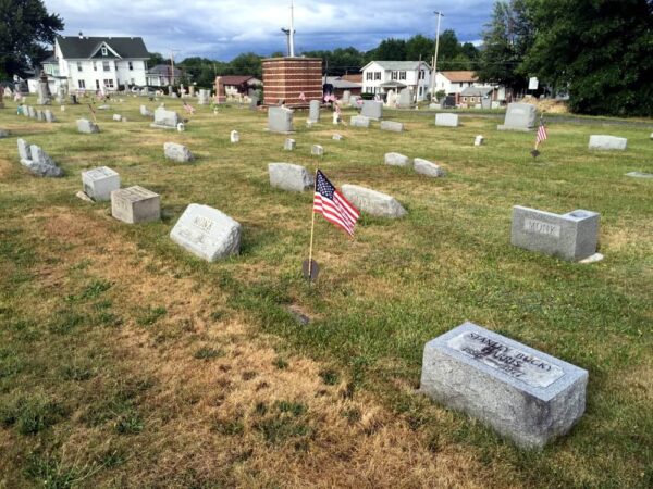 The grave of Baseball Hall of Famer Bucky Harris in Luzerne County PA