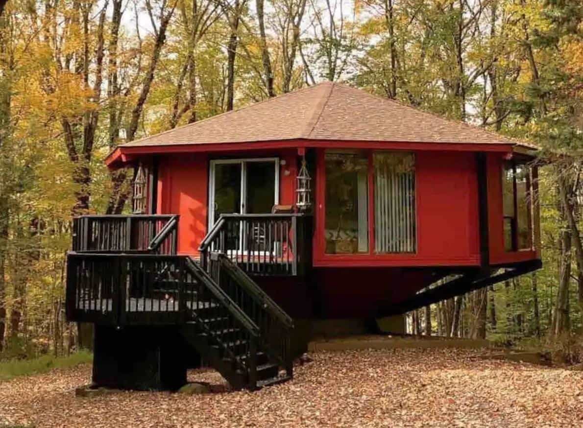 Octagonal Lakehouse on Airbnb