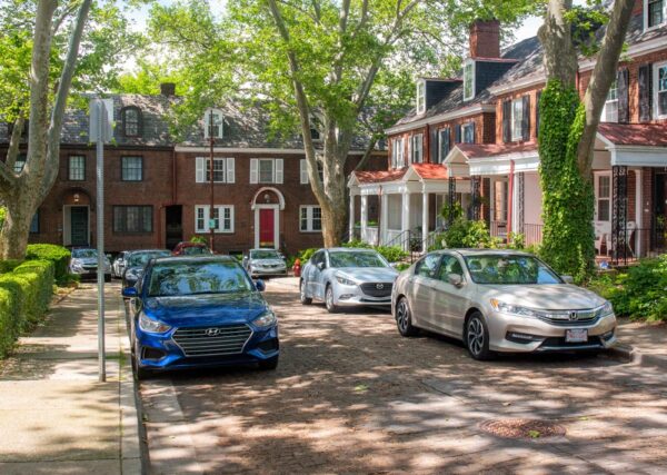 Roslyn Street in Pittsburgh's Shadyside neighborhood.