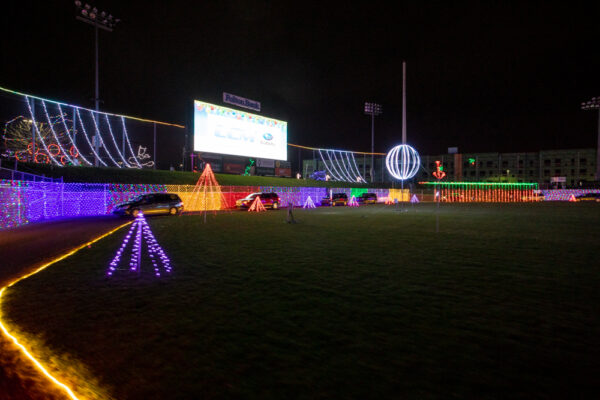  Christmas Spirit Light Show På Clipper Magazine Stadium I Lancaster Pennsylvania