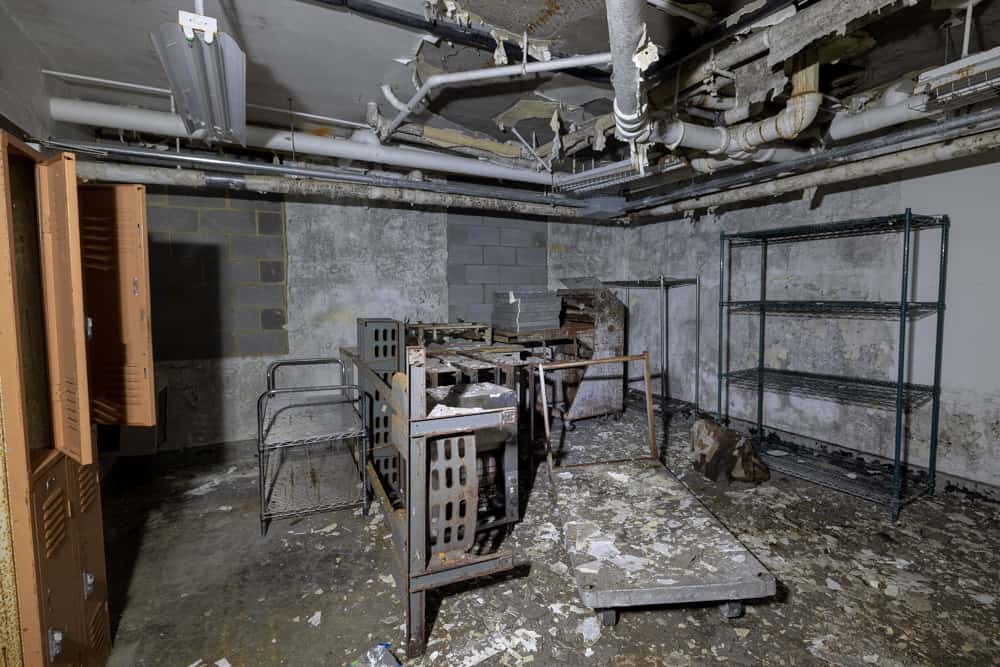 Exploring the Abandoned SCI Cresson Prison in Cambria County