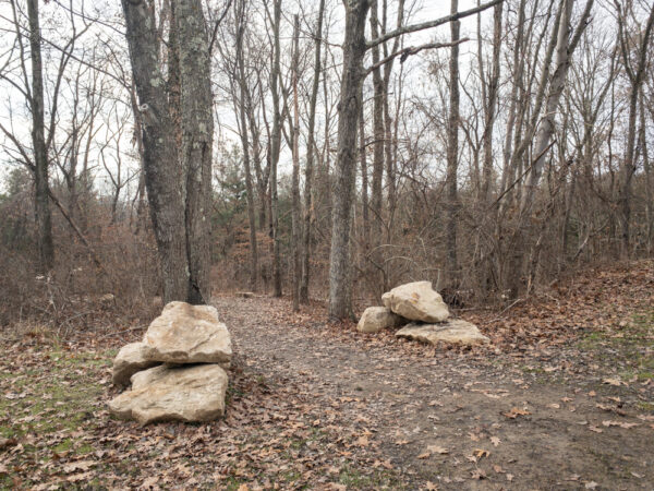 The trailhead for the Waterfall Trail in Settler's Cabin Park in Pittsburgh PA