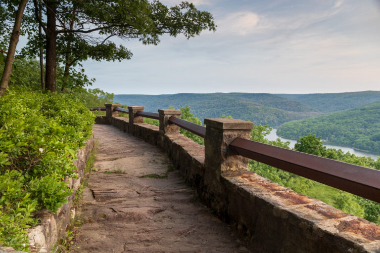 Exploring the Incredible Rimrock Overlook in the Allegheny National