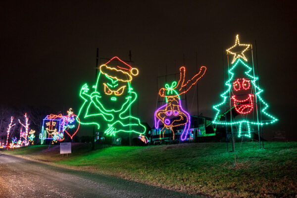 Grinch Christmas lights at Shady Brook Farm near Philadelphia PA