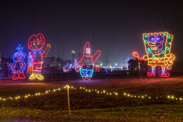 Sponge Bob Square Pants and Dora the Explorer holiday lights at Shady Brook Farm in Bucks County Pennsylvania