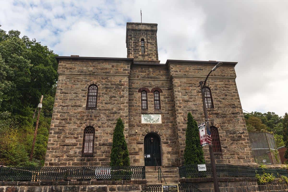 The exterior of the Old Jail Museum in Jim Thorpe, PA