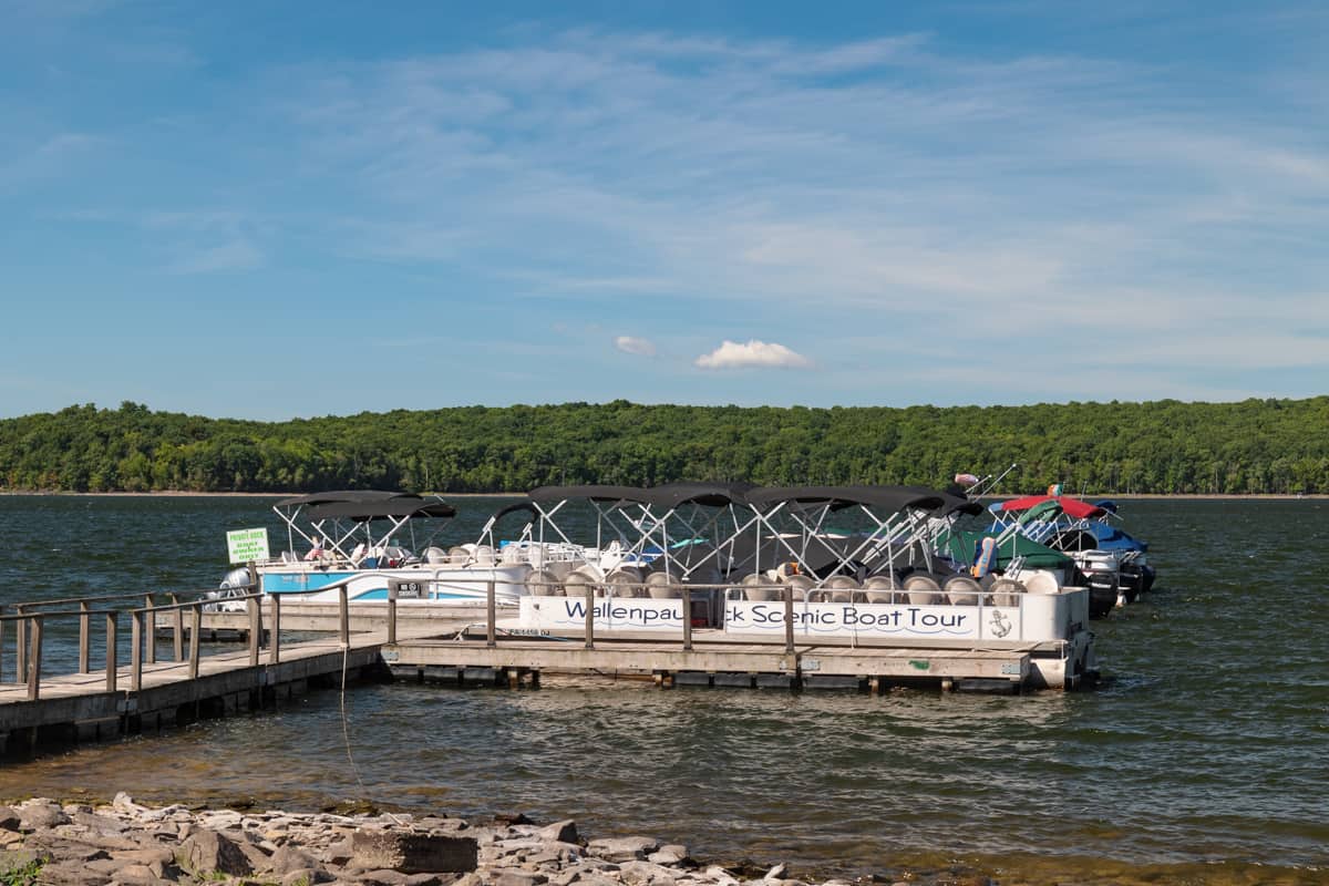 Taking a Scenic Cruise with Lake Wallenpaupack Boat Tours Uncovering PA