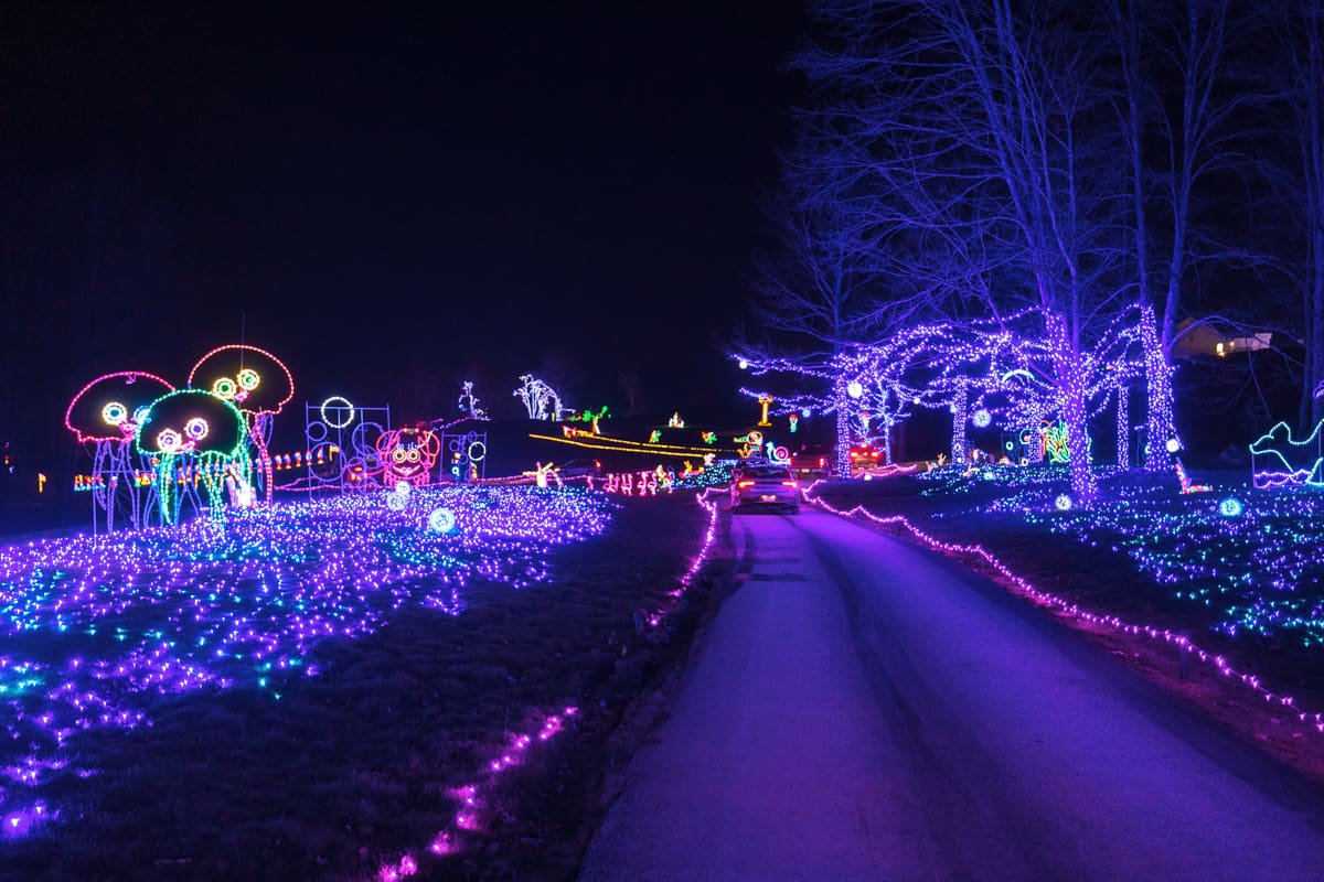 Festival of Lights near Tunkhannock One of PA's Best DriveThrough