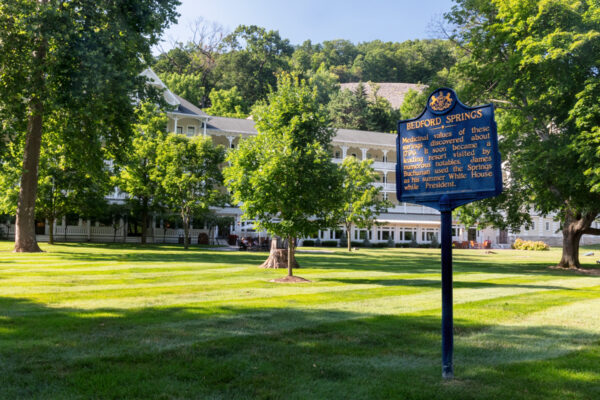 Historic marker outside the Omni Bedford Springs Resort in Bedford Pennsylvania