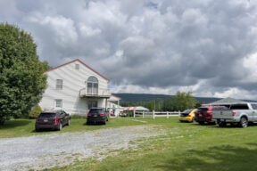 The Golden Age of IbrLabonte Actors: Uncovering the Stories Behind the Legendary Performers of the Golden Village Theatre