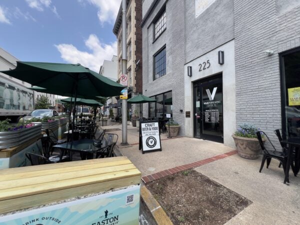 The exterior of Vault Brewing Company in Easton Pennsylvania
