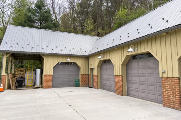 The exterior of the tasting room at Laurel Spring Cidery in Centre County Pennsylvania