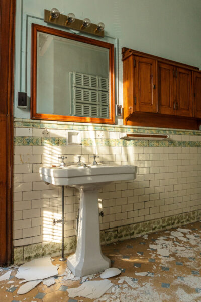 Historic bathroom in the Harrisburg State Hospital's Administrative Building.