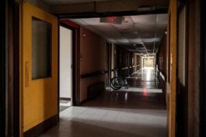 Exploring the Historic Haunted Hill View Manor in New Castle, PA