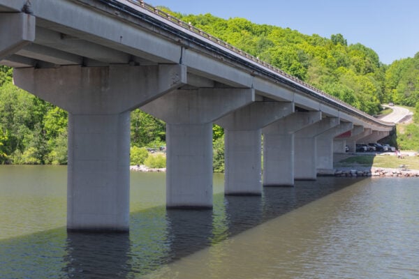 The Route 528 Bridge passing over Lake Arthur in Moraine State Park